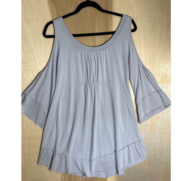 Cinnamon Girl Top Womens Small Cold‎ Shoulder Bell Sleeves Tunic Hawaii - Picture 2 of 7